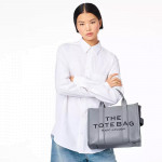 Сумка-тоут Marc Jacobs THE LEATHER MEDIUM TOTE BAG WOLF GREY